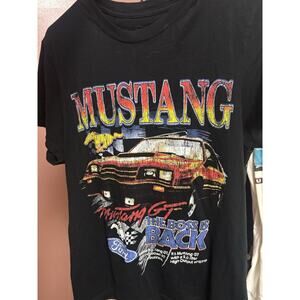 Ford Mustang Vintage T Shirt Size Small